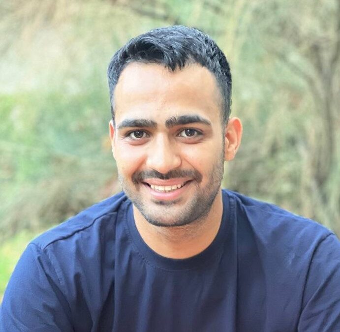 From Iran to Zaragoza: Hamidreza Mirzaeian (DC8)